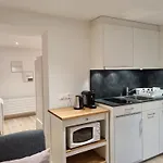 Apartment Mom - Alpine Boutique Apartments, Alpstein Eiger View Terrace, Center Grindelwald