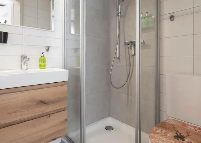 Mom - Alpine Boutique Apartments, Alpstein Eiger View Terrace, Center * Grindelwald